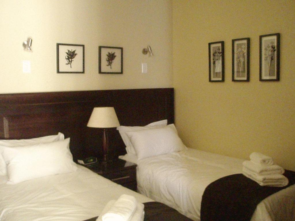 กู๊ดดีย์ เกสท์เฮาส์ Hotel พริทอเรีย ห้อง รูปภาพ